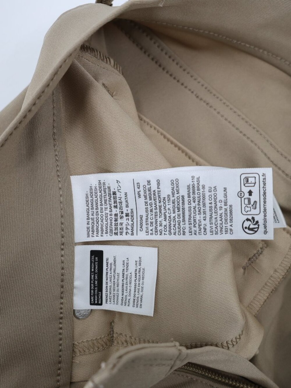 NWT Levi's 511 Slim Tech Pants mens 32 L29.5 tan Stretch Tapered chino golf work - Picture 11 of 13